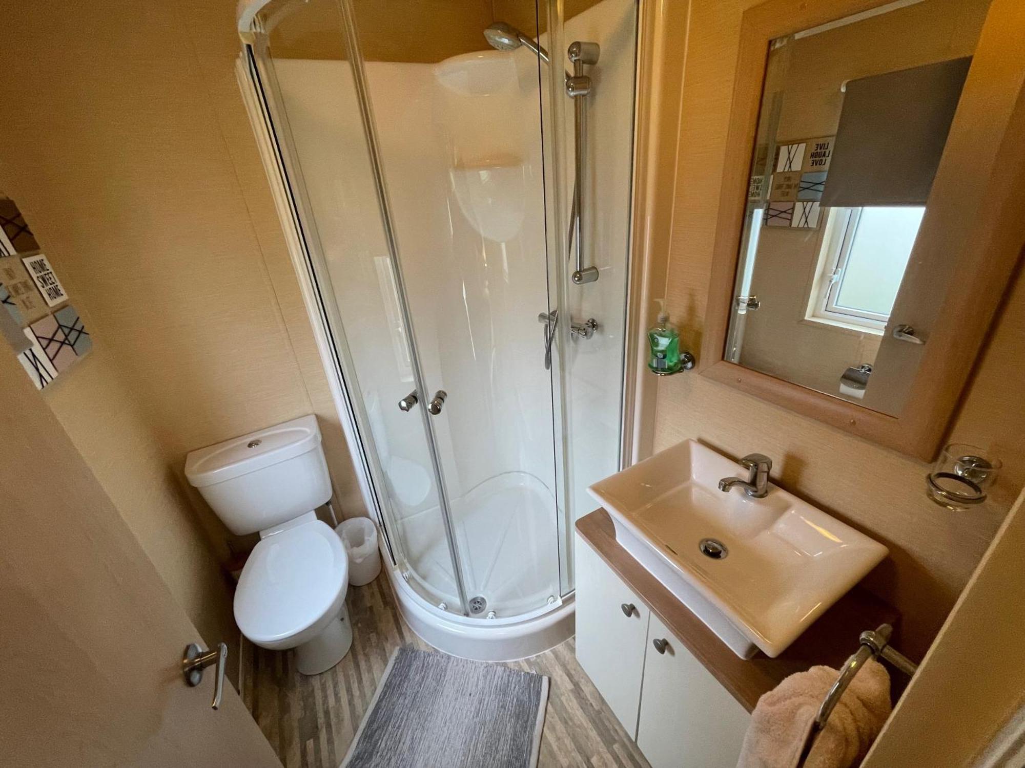 Luxury Lakeside Lodge L2 With Hot Tub Situated At Tattershall Lakes Country Park Εξωτερικό φωτογραφία